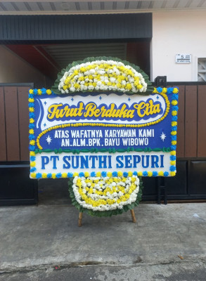 Papan Bunga Duka di Bangunkerto
