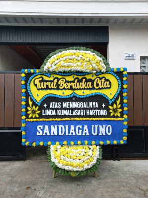 Papan Bunga Duka di Bangunkerto